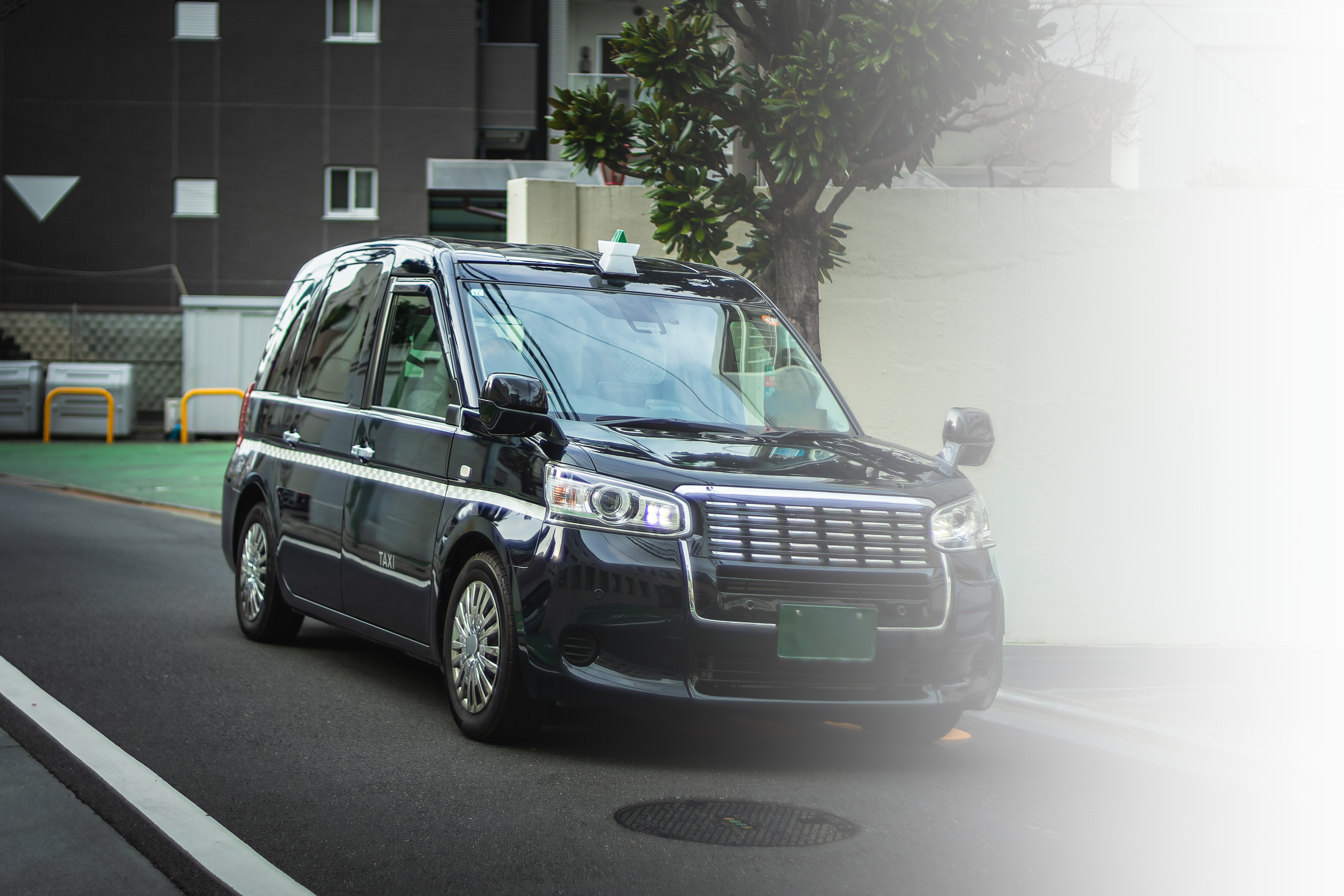 黒いタクシー